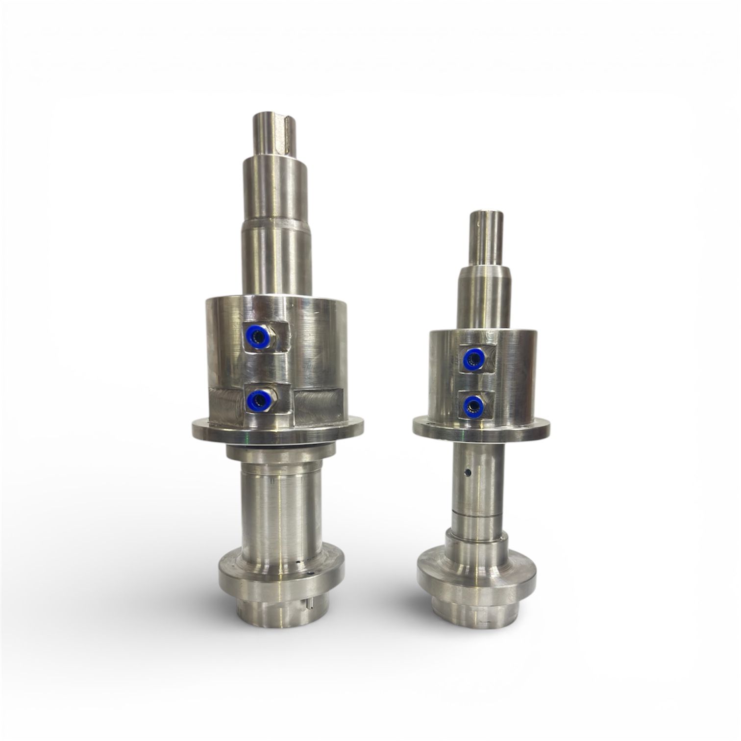 Forming roller shaft